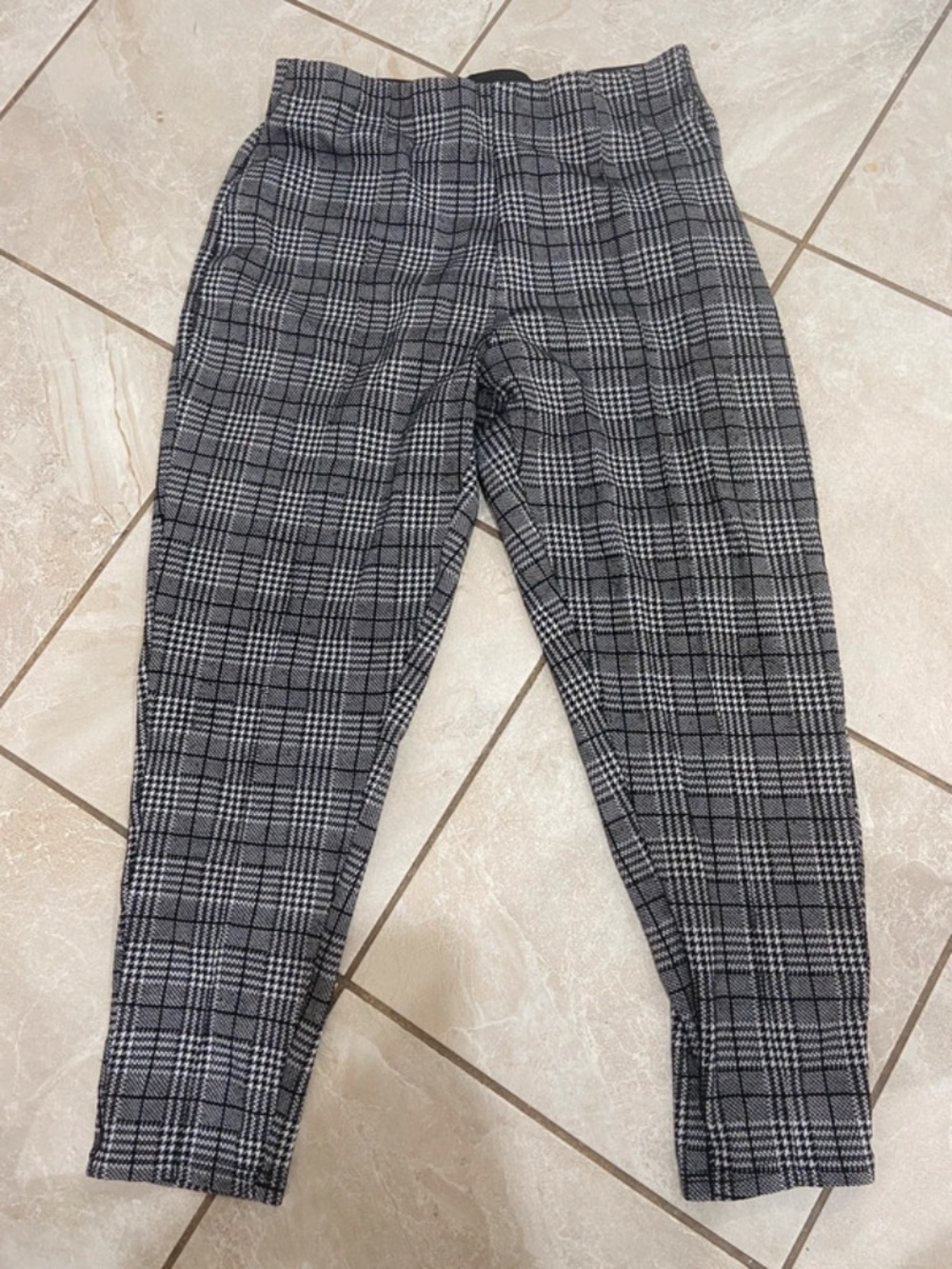 Women’s Ankle-Length Plaid Petite Large Pants - Black & Gray